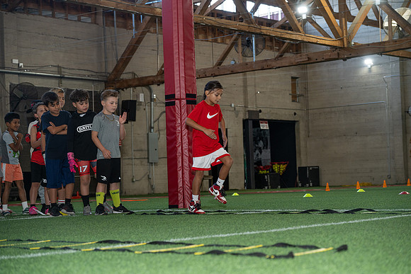 0130_RiversideAthletics_111124