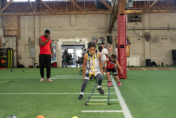 0156_RiversideAthletics_111124