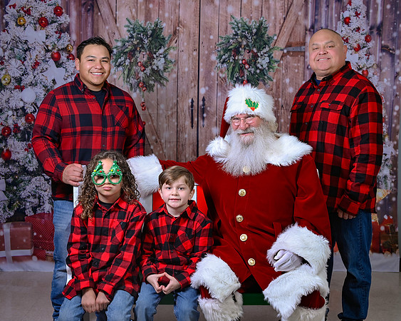 0611_AmazaonSanta3_120624