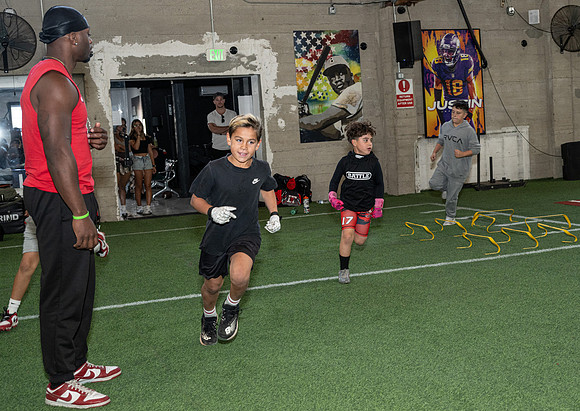 0051_RiversideAthletics_111124