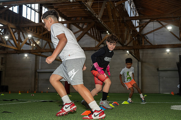 0108_RiversideAthletics_111124